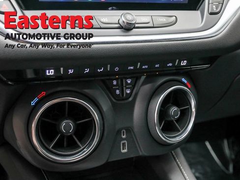 Used 2023 Chevrolet Blazer LT image 20