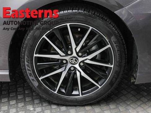 Used 2024 Toyota Camry SE image 31