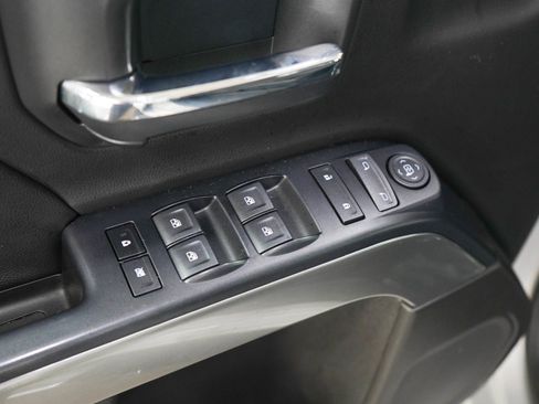 Used 2018 Chevrolet Silverado 1500 LT w/ All Star Edition AWD/4WD image 18