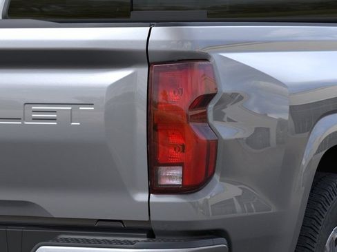 New 2026 Chevrolet Colorado LT w/ LT Convenience Package AWD/4WD image 36