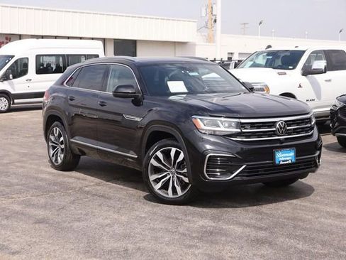 Certified 2023 Volkswagen Atlas Cross Sport SEL Premium R-Line image 2