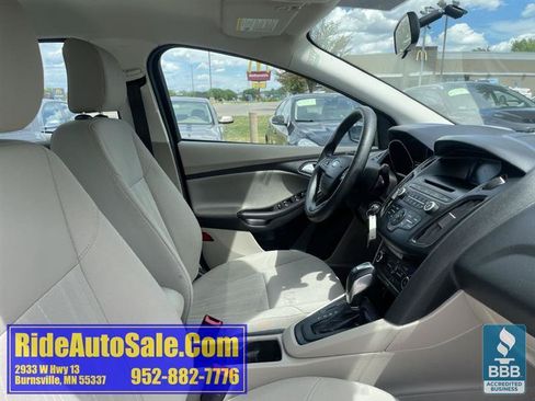 Used 2015 Ford Focus SE FWD image 14