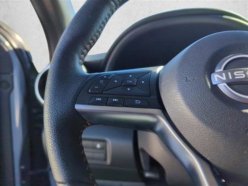 Used 2024 Nissan Kicks SR w/ SR Premium Package image 17