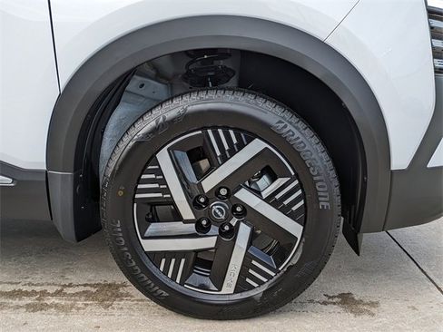 New 2026 Nissan Kicks SV w/ Cold Weather Package image 12