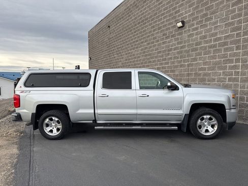 Used 2016 Chevrolet Silverado 1500 LTZ Z71 image 4