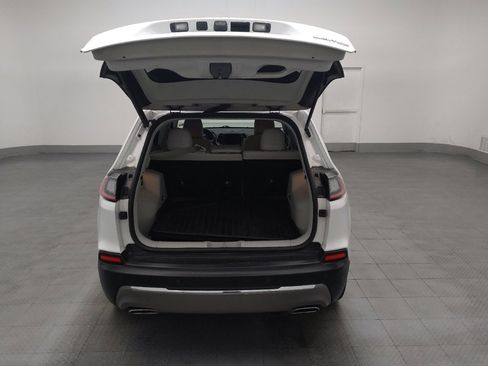 Used 2019 Jeep Cherokee Limited w/ Technology Group FWD image 29