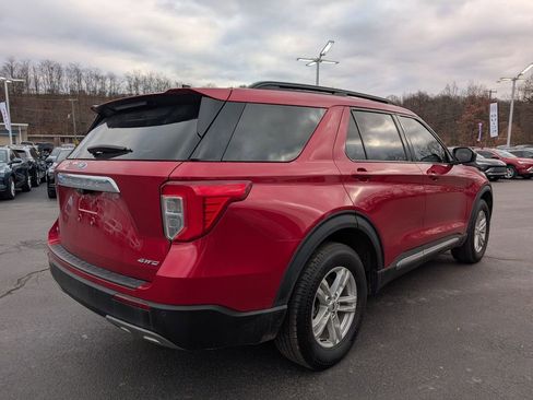 Used 2021 Ford Explorer XLT w/ Equipment Group 202A image 4