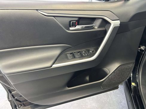 Used 2024 Toyota RAV4 XLE FWD image 16