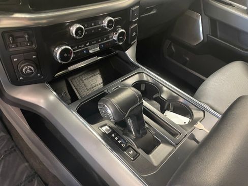 Used 2022 Ford F150 Lariat w/ Equipment Group 502A High image 19