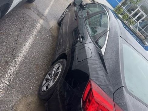 Used 2019 Honda Civic LX image 5