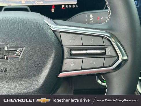New 2026 Chevrolet Traverse Z71 w/ Driver Confidence Package AWD/4WD image 15