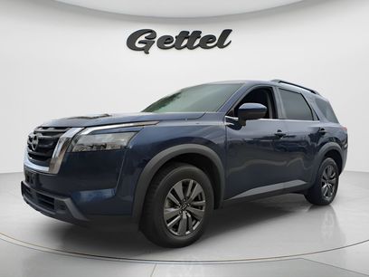 Used 2025 Nissan Pathfinder SV