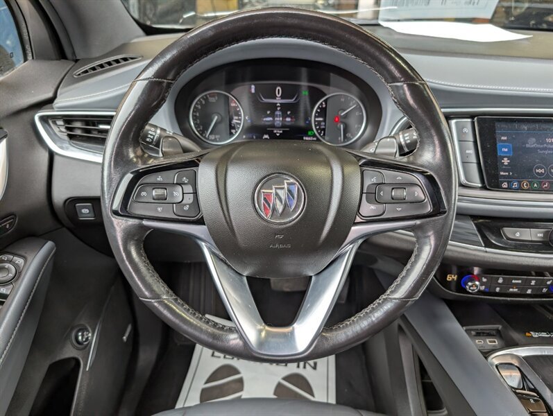 Used 2022 Buick Enclave Premium AWD/4WD image 19