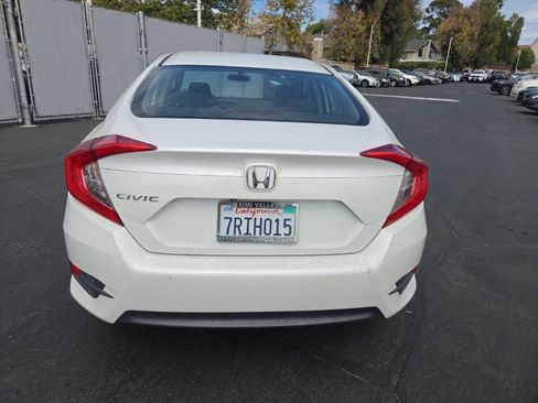Used 2016 Honda Civic EX image 4