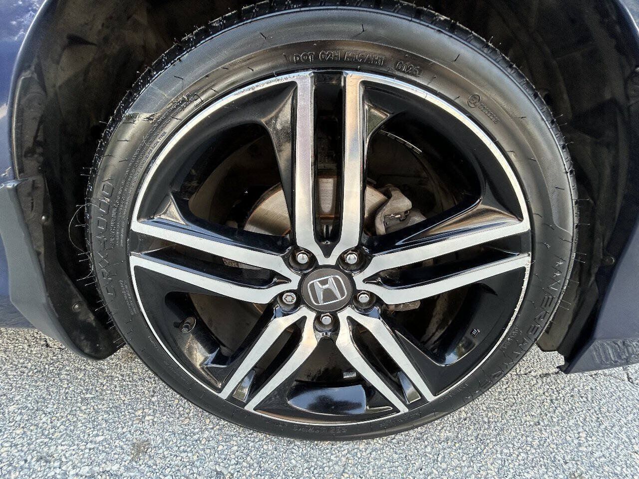 Used 2017 Honda Accord EX-L image 37