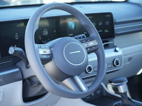 New 2026 Hyundai Kona SE image 22