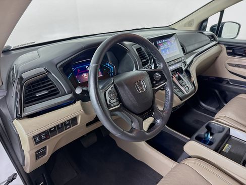 Used 2022 Honda Odyssey Elite image 8