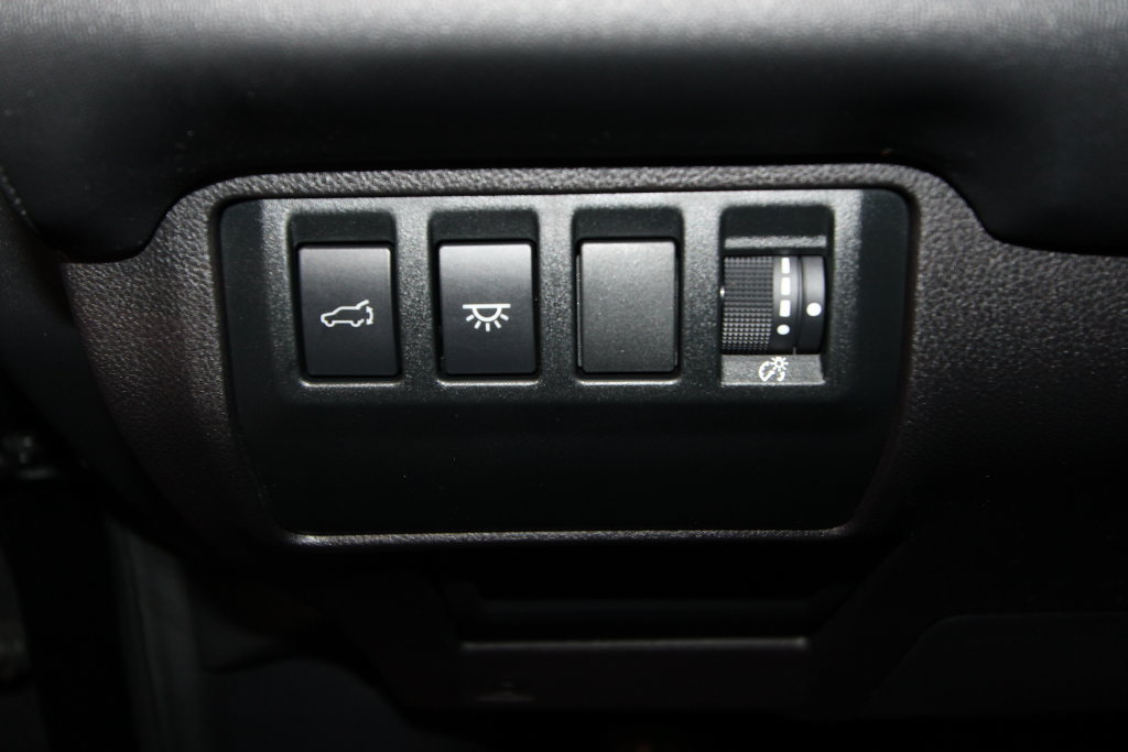 Used 2023 Subaru Ascent Limited AWD/4WD image 10