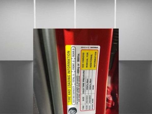 Used 2022 Volvo XC60 T8 R-Design w/ Advanced Package image 20