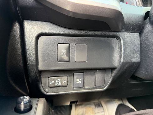 Used 2021 Toyota Tacoma SR5 image 36