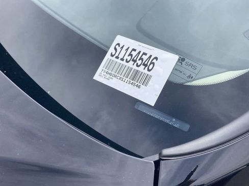 New 2025 Volvo XC60 T8 Plus w/ Protection Package Premier image 24