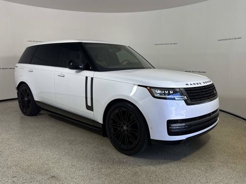 Used 2024 Land Rover Range Rover Long Wheelbase SE AWD/4WD image 7