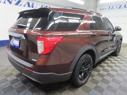 Used 2020 Ford Explorer XLT w/ Equipment Group 202A image 7