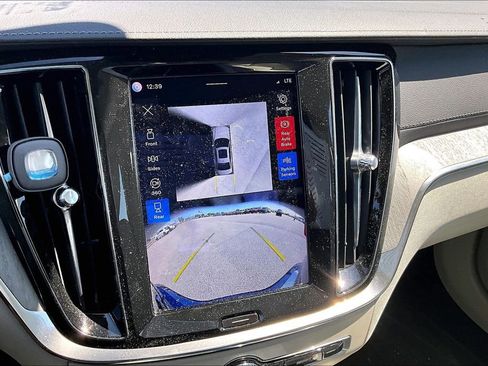 Used 2024 Volvo S60 B5 Ultimate w/ Climate Package image 21