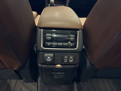 Used 2023 Subaru Ascent Touring AWD/4WD image 21