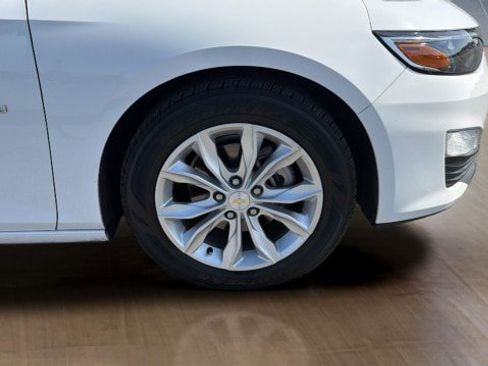 Used 2024 Chevrolet Malibu LT FWD image 18