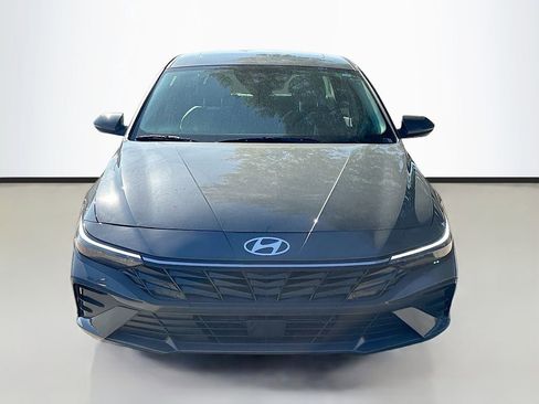 New 2026 Hyundai Elantra Limited image 2