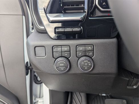 New 2026 Chevrolet Silverado 2500 LTZ w/ LTZ Plus Package image 13