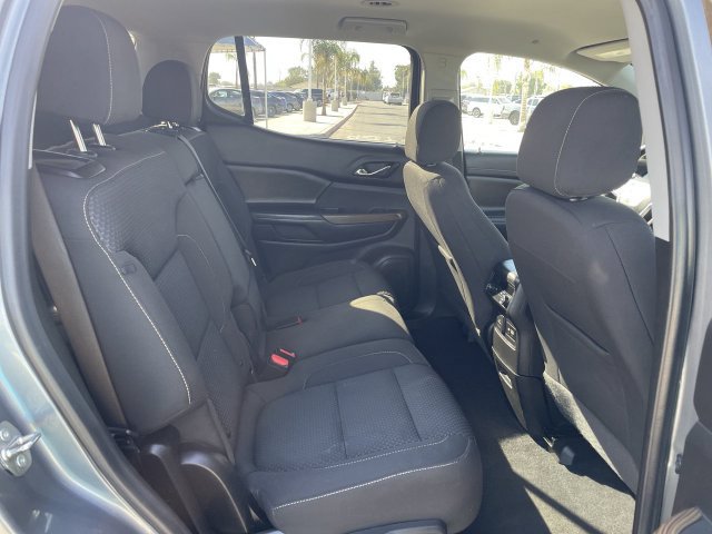Used 2021 GMC Acadia SLE w/ Driver Convenience Package FWD image 26