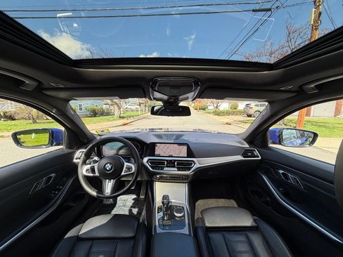 Used 2019 BMW 330i xDrive Sedan w/ M Sport Package AWD/4WD image 13