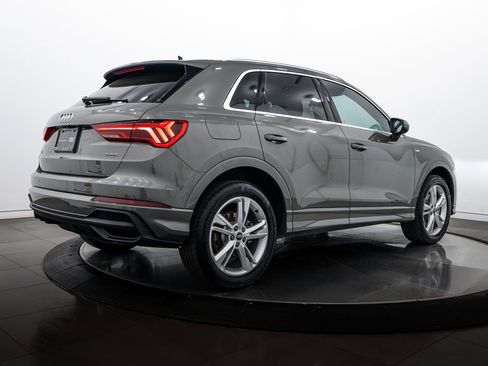 Certified 2023 Audi Q3 2.0T Premium Plus w/ Premium Plus Package image 4