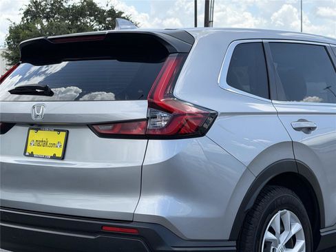Used 2024 Honda CR-V LX image 10