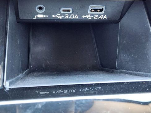 Certified 2025 Subaru Outback Limited image 20