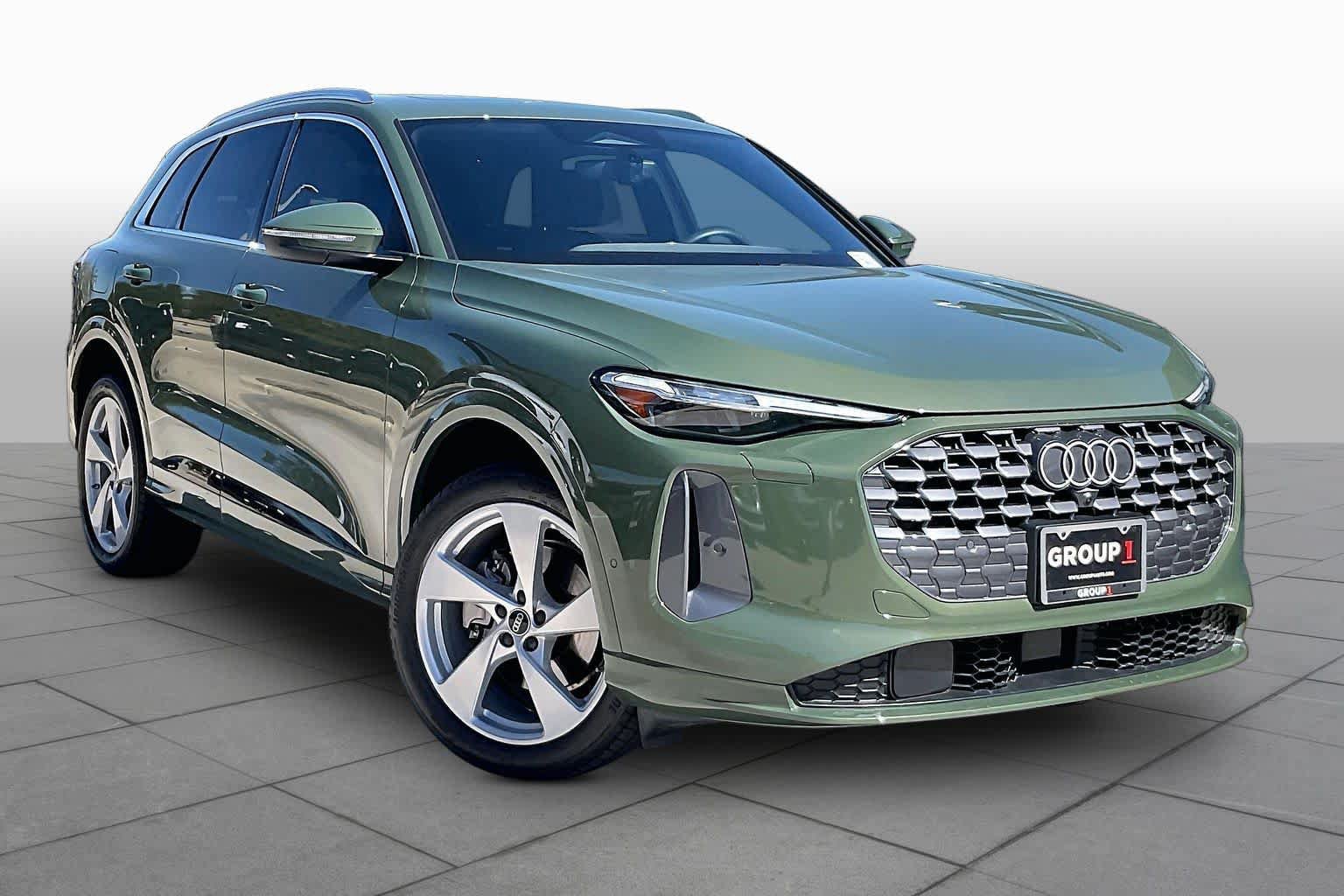 Used 2026 Audi Q5 Premium w/ Premium Plus AWD/4WD image 3