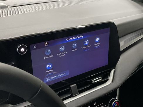 New 2026 Chevrolet Equinox LT w/ Convenience Package II image 29