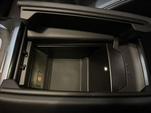 New 2026 BMW X5 xDrive50e image 21