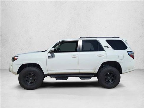 Used 2019 Toyota 4Runner TRD Off-Road Premium AWD/4WD image 5
