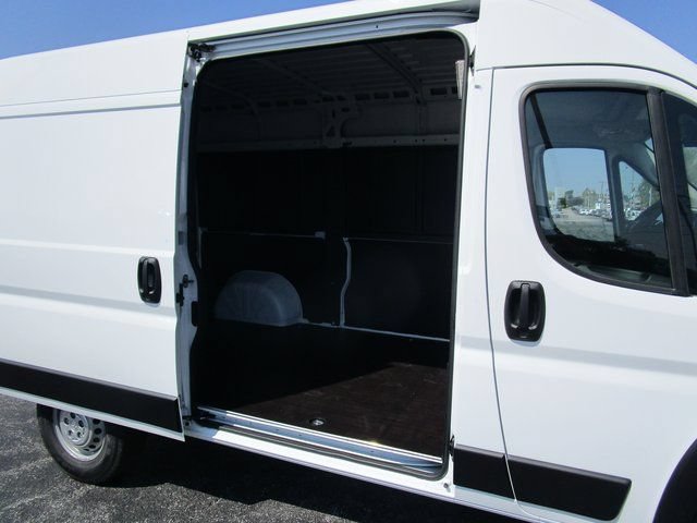 Used 2024 RAM ProMaster 2500 w/ Power Group FWD image 8