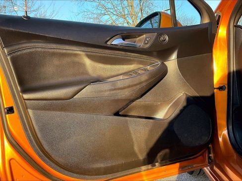 Used 2017 Chevrolet Cruze Premier w/ RS Package image 22