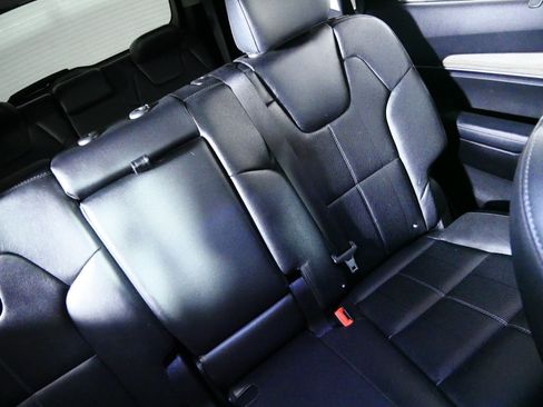 Used 2020 Kia Telluride EX w/ Towing Package AWD/4WD image 14