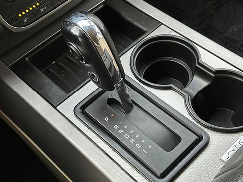 Used 2017 Ford Expedition XLT w/ Equipment Group 201A image 24