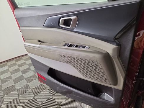 Certified 2025 Kia Carnival FWD image 27