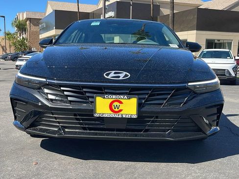 New 2026 Hyundai Elantra SEL Sport image 4