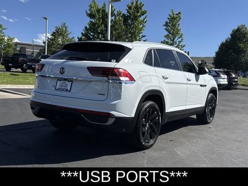 Used 2023 Volkswagen Atlas Cross Sport SE w/ Panoramic Sunroof Package AWD/4WD image 5