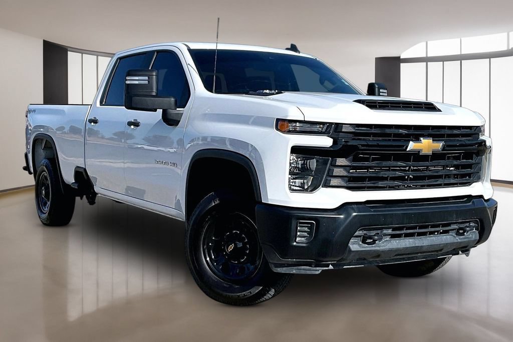 Used 2025 Chevrolet Silverado 3500 W/T AWD/4WD image 11
