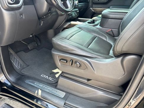 Used 2020 GMC Sierra 1500 Denali w/ Denali Ultimate Package AWD/4WD image 17